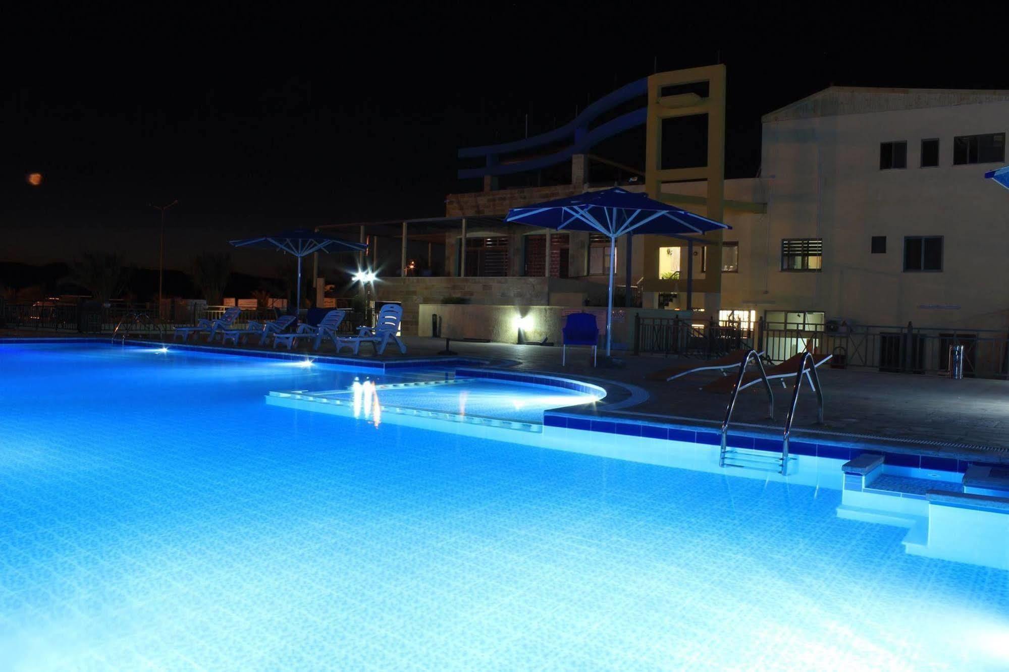 Almarsa Village Resort Aqaba Esterno foto