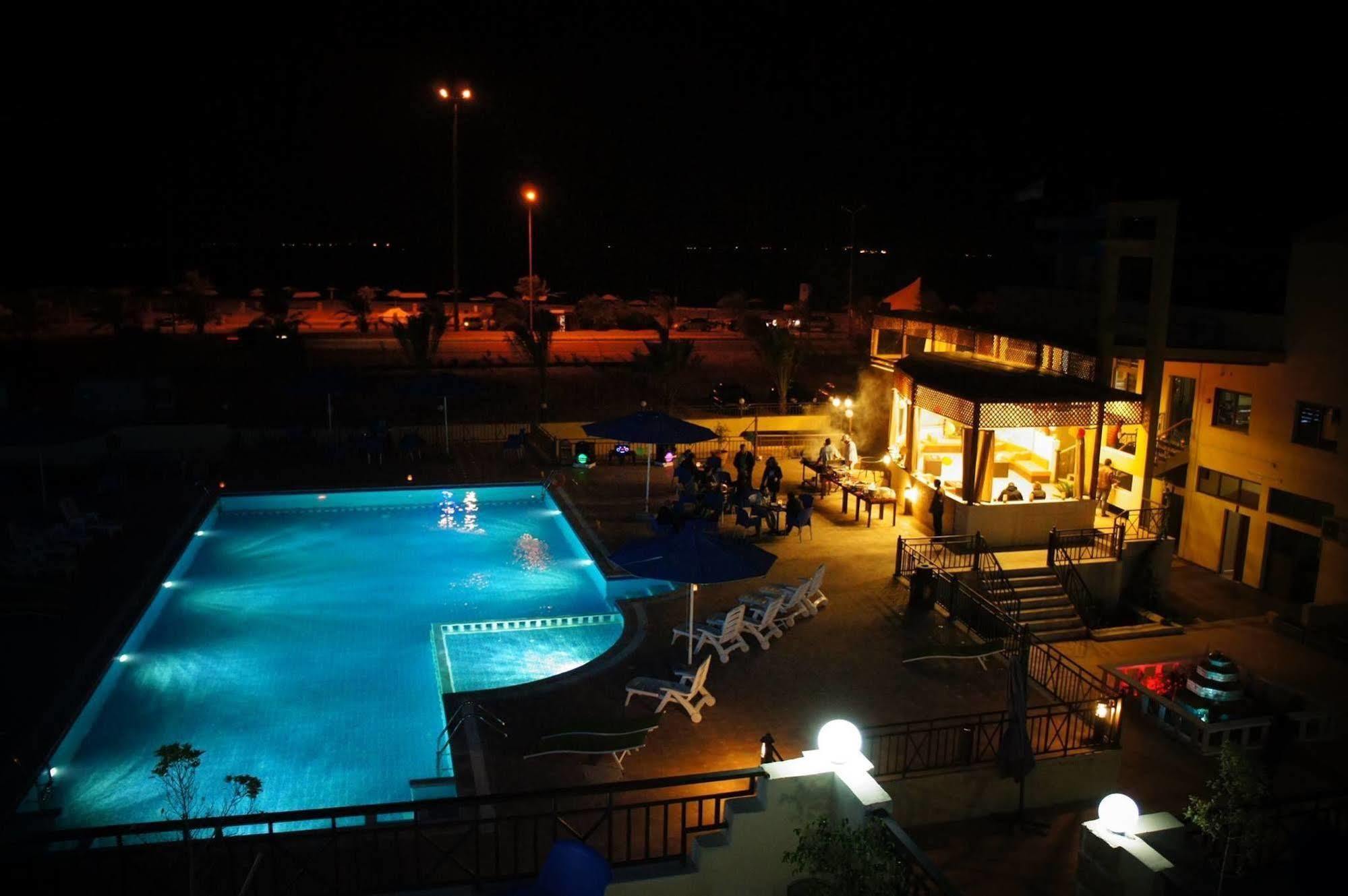 Almarsa Village Resort Aqaba Esterno foto